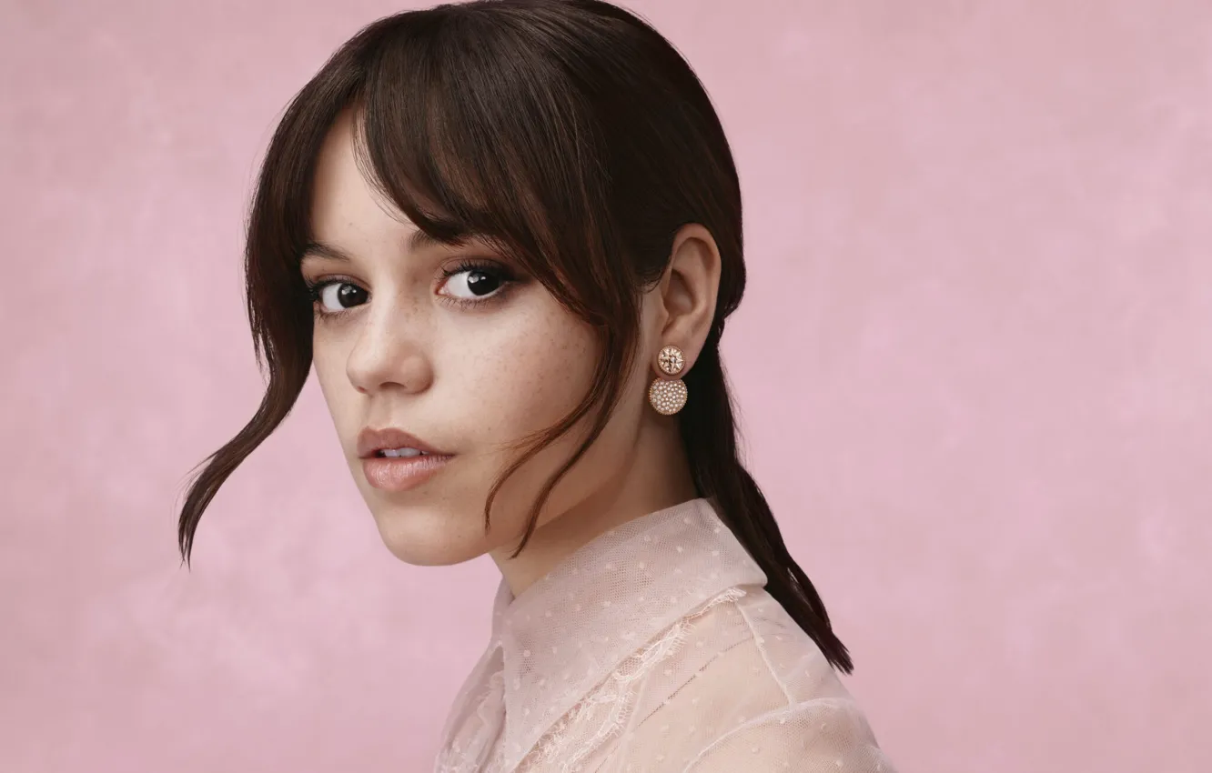 Фото обои взгляд, поза, макияж, актриса, Jenna Ortega, Дженна Ортега