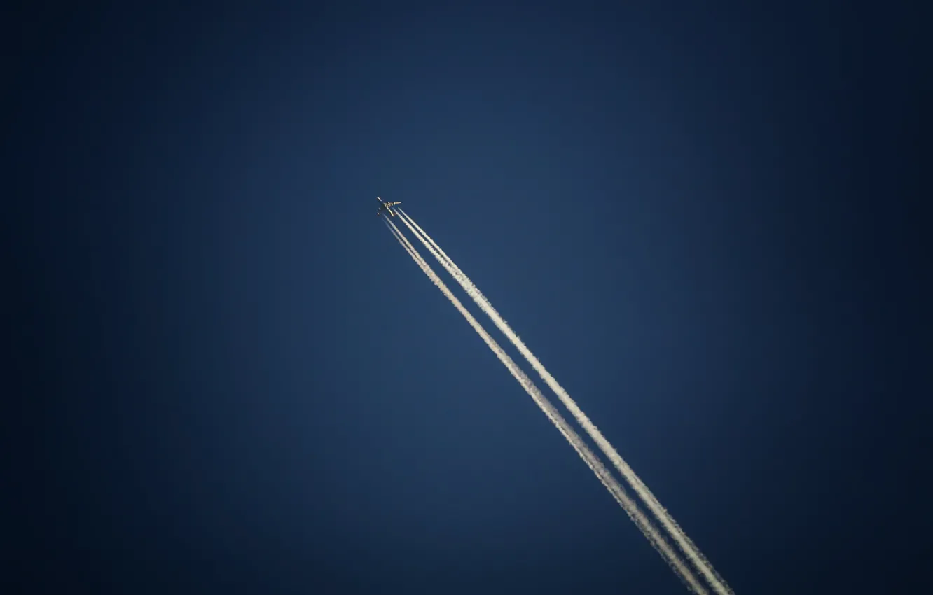Фото обои небо, самолёт, химтрейл