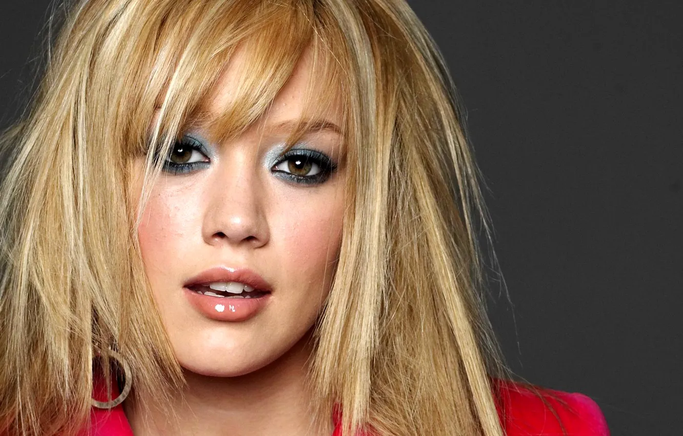 Фото обои взгляд, лицо, волосы, блондинка, hilary duff