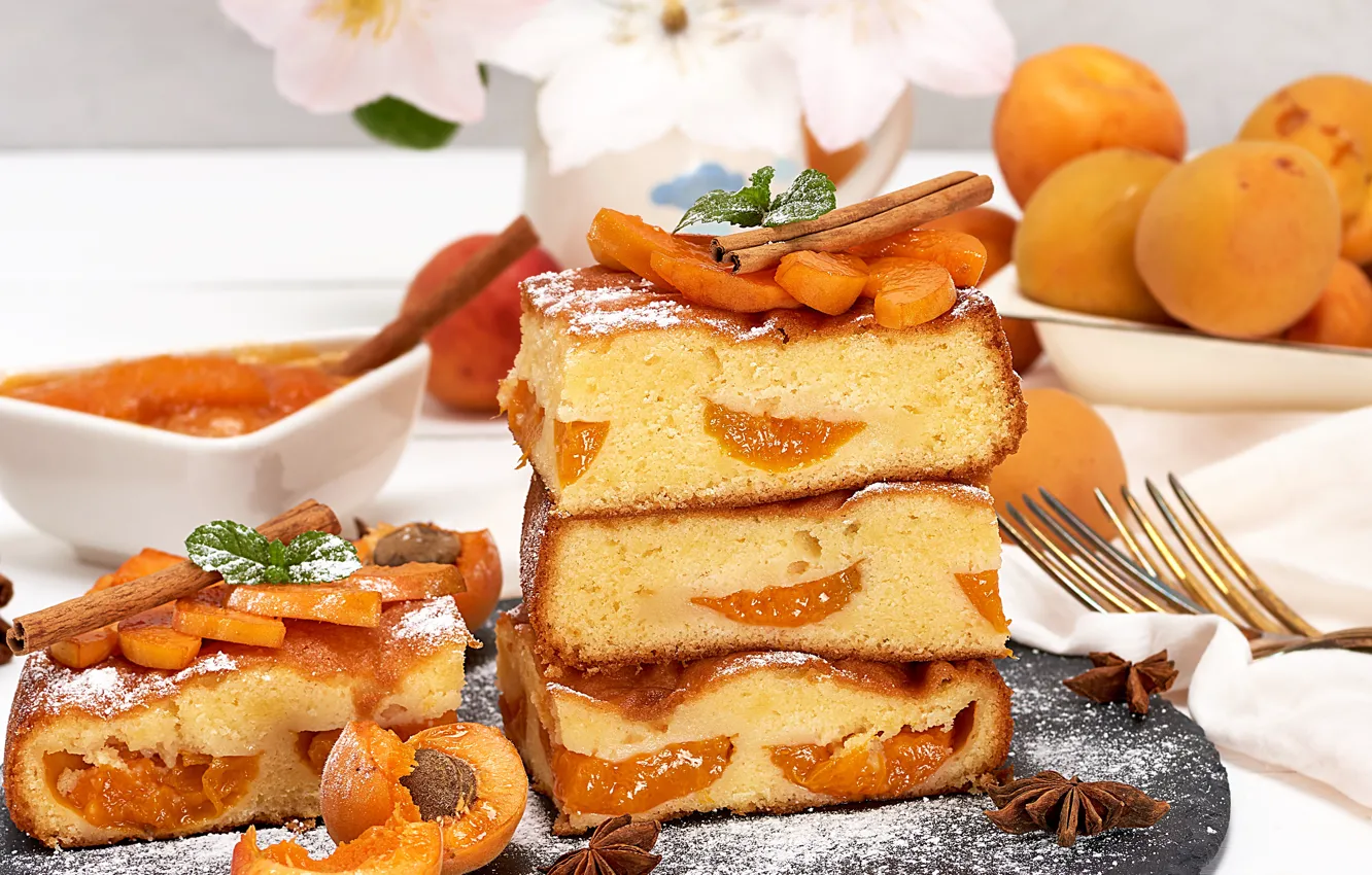 Фото обои пирог, корица, персики, сахарная пудра, бисквит