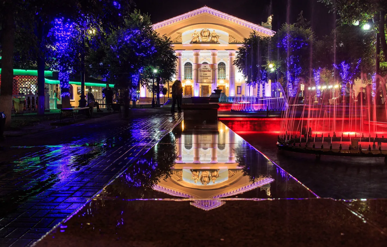 Фото обои город, фонтан, Россия, Russia, Театральная площадь, Калуга, Kaluga, Калужский областной драматический театр