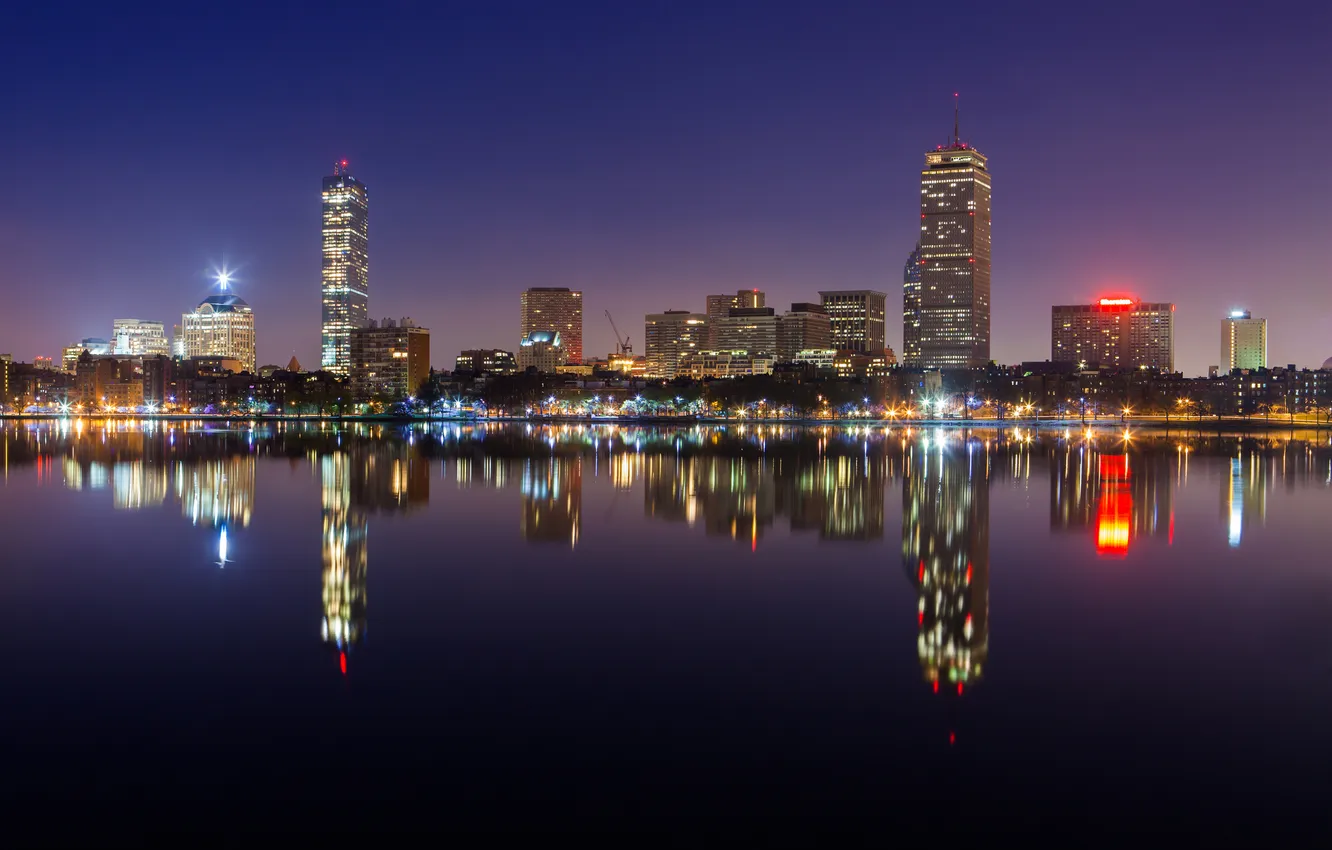 Фото обои ночь, город, огни, отражение, океан, панорамма, Boston skyline