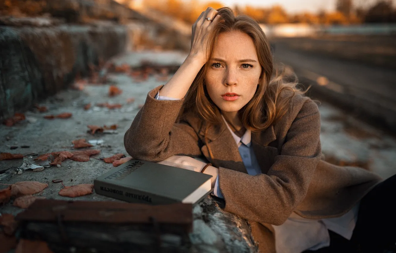 Фото обои портрет, книга, Настя, Александр Куренной