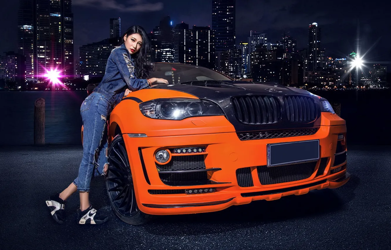 Фото обои авто, взгляд, Девушки, BMW, азиатка, красивая девушка, оперлась на машину