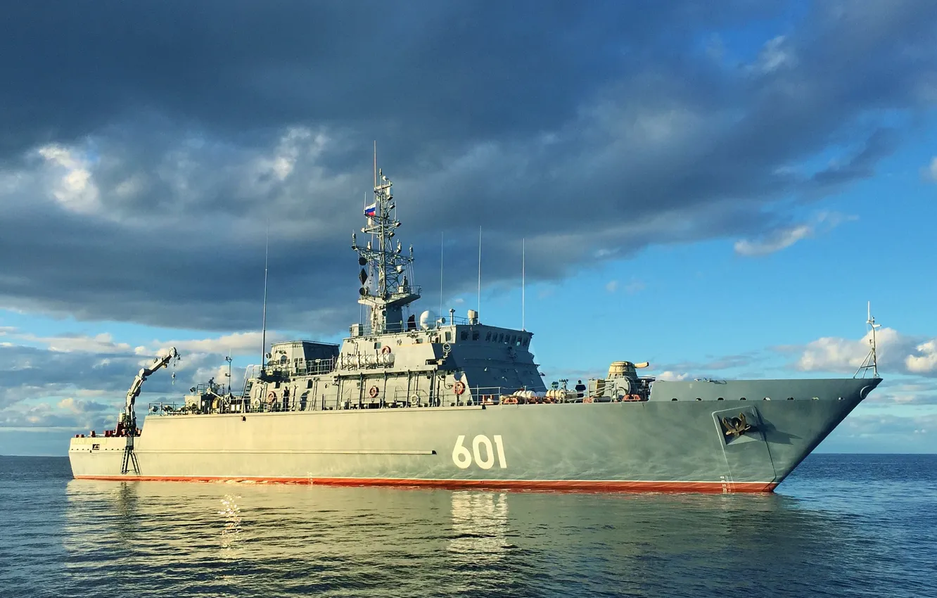 Фото обои балтика, базовый, тральщик, иван антонов