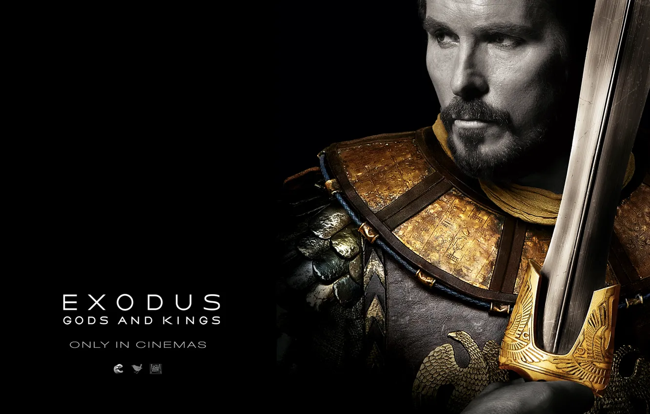 Фото обои меч, доспехи, черный фон, Кристиан Бэйл, Christian Bale, Moses, Exodus: Gods and Kings, Моисей