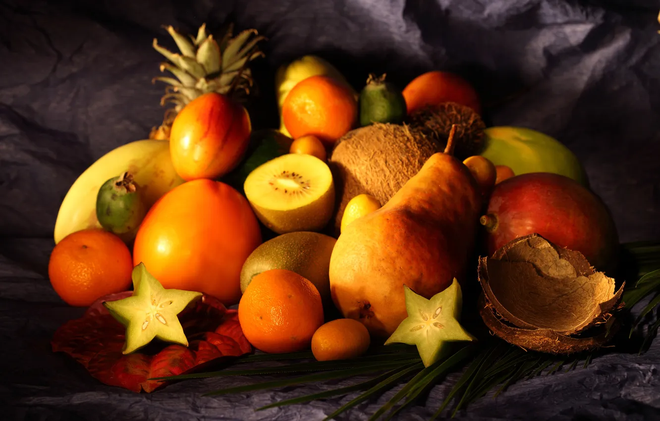 Фото обои стол, кокос, киви, ткань, груша, фрукты, грейпфрут, гранат