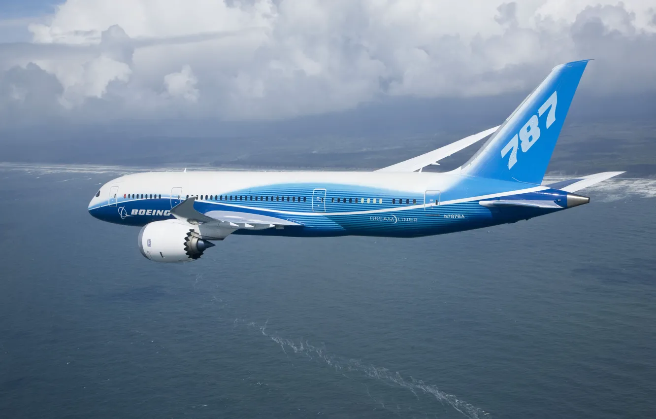 Фото обои облака, 787, полёт, boeing, боинг, dreamliner