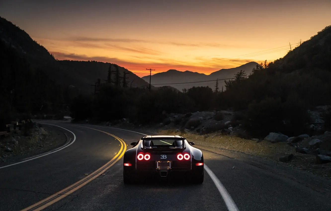 Фото обои Bugatti, Veyron, Bugatti Veyron, road, sky, sunset, 16.4, Sang Noir