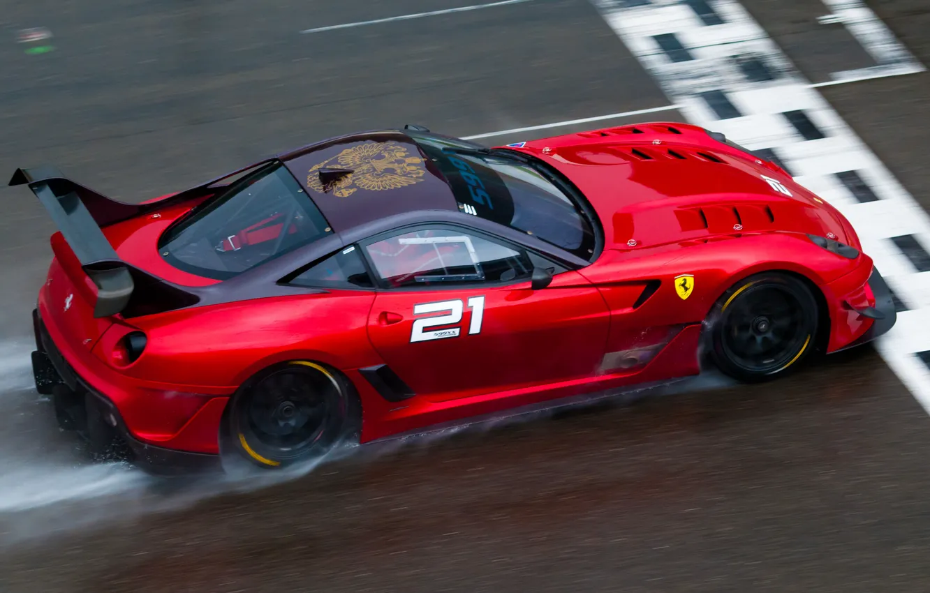 Фото обои красный, гонка, Ferrari, red, феррари, трек, 599, rain