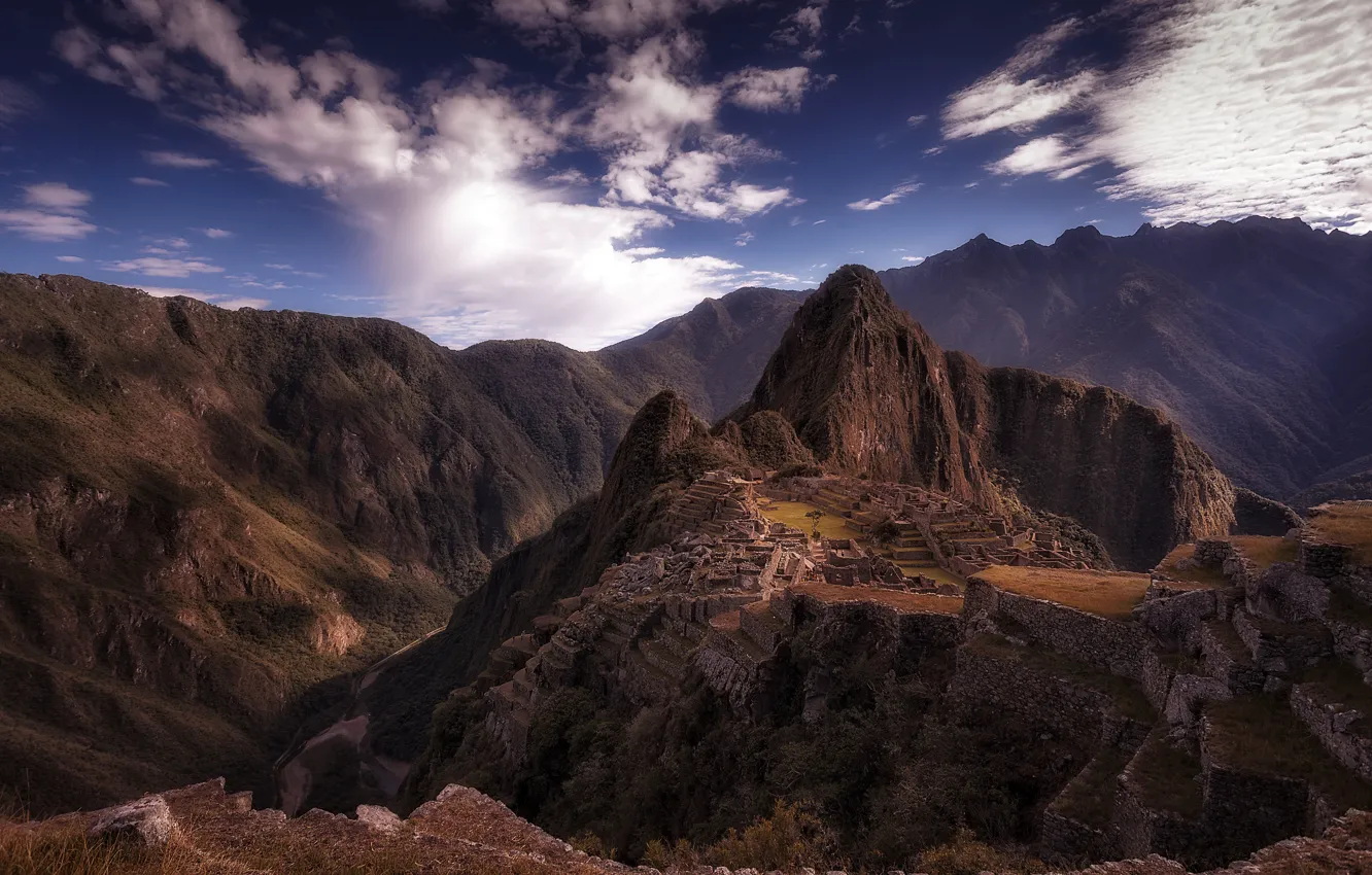 Фото обои небо, облака, горы, город, руины, Анды, Южная Америка, Мачу-Пикчу
