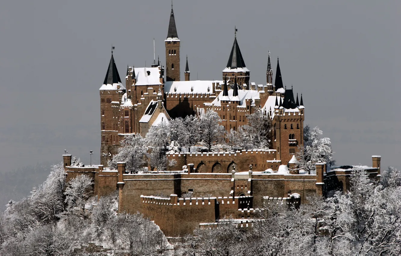 Фото обои гора, снег, Germany, зима, иней, Германия, Castle, замок, город, Burg Hohenzollern, Штутгарт, in Winter, Stuttgart, …