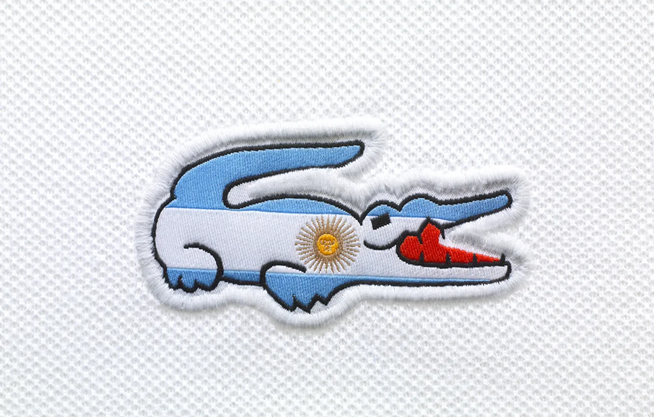 Фото обои белый, солнце, красный, голубой, зубы, крокодил, флаг, лого