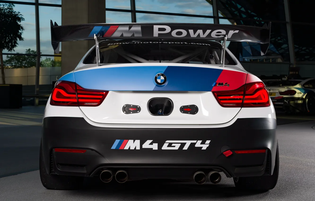 Фото обои гоночное авто, спойлер, вид сзади, 2018, GT4, BMW M4