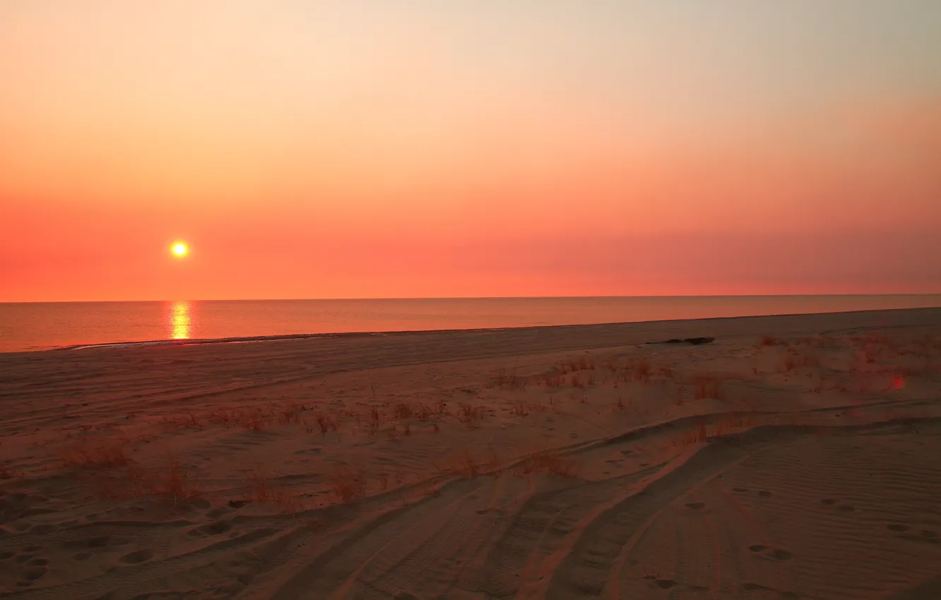 Фото обои песок, вода, закат