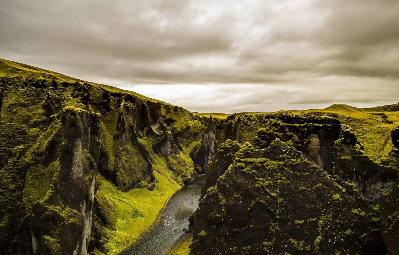 Фото обои waterfall, Iceland, Fjaðrárgljúfur canyon