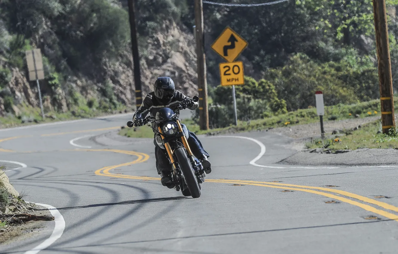 Фото обои road, bike, power, motorcycle, custom, speed, cruiser, Keanu Reeves