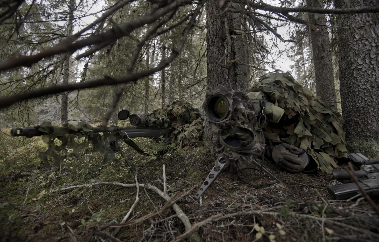 Фото обои лес, снайпер, камуфляж, винтовка, напарник