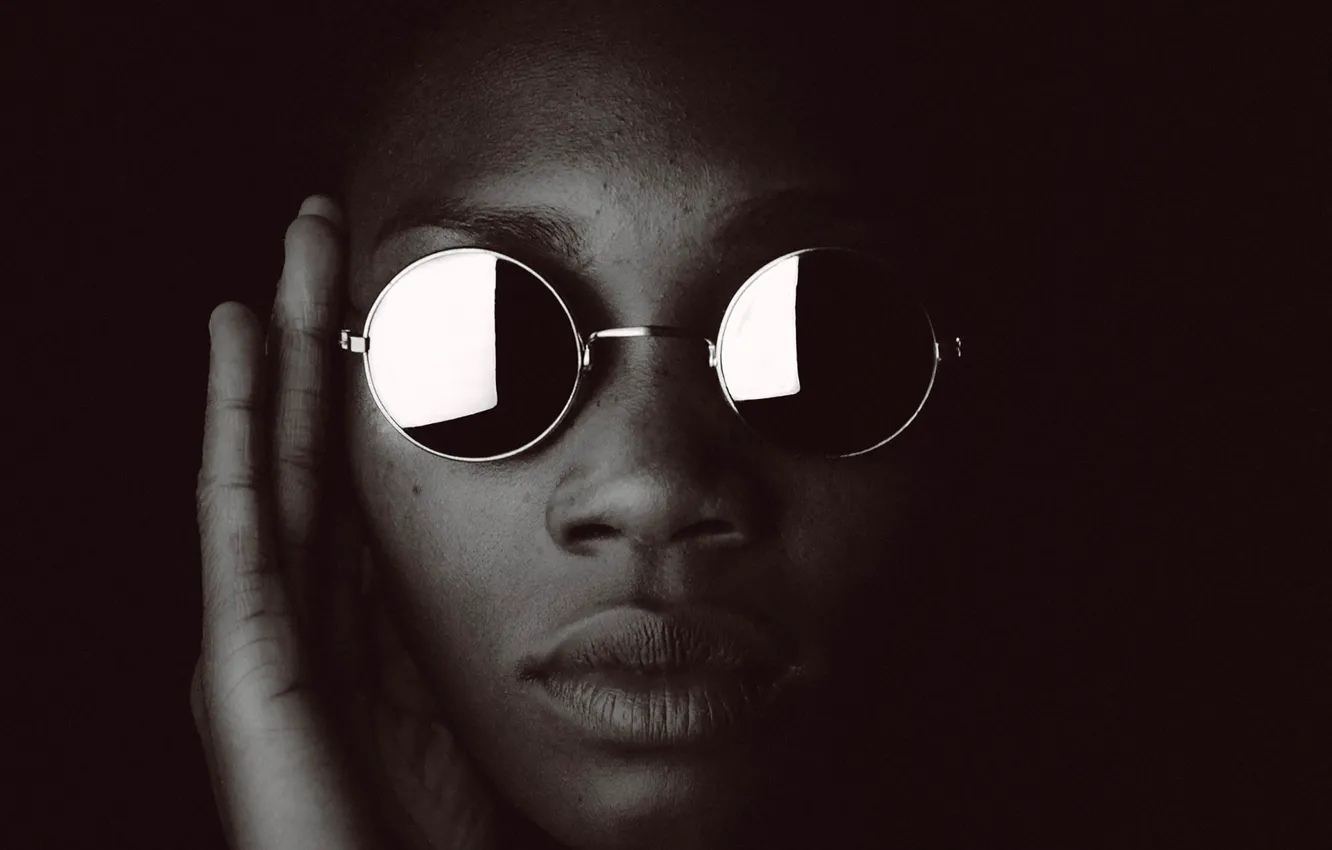 Фото обои girl, face, reflection, sunglasses