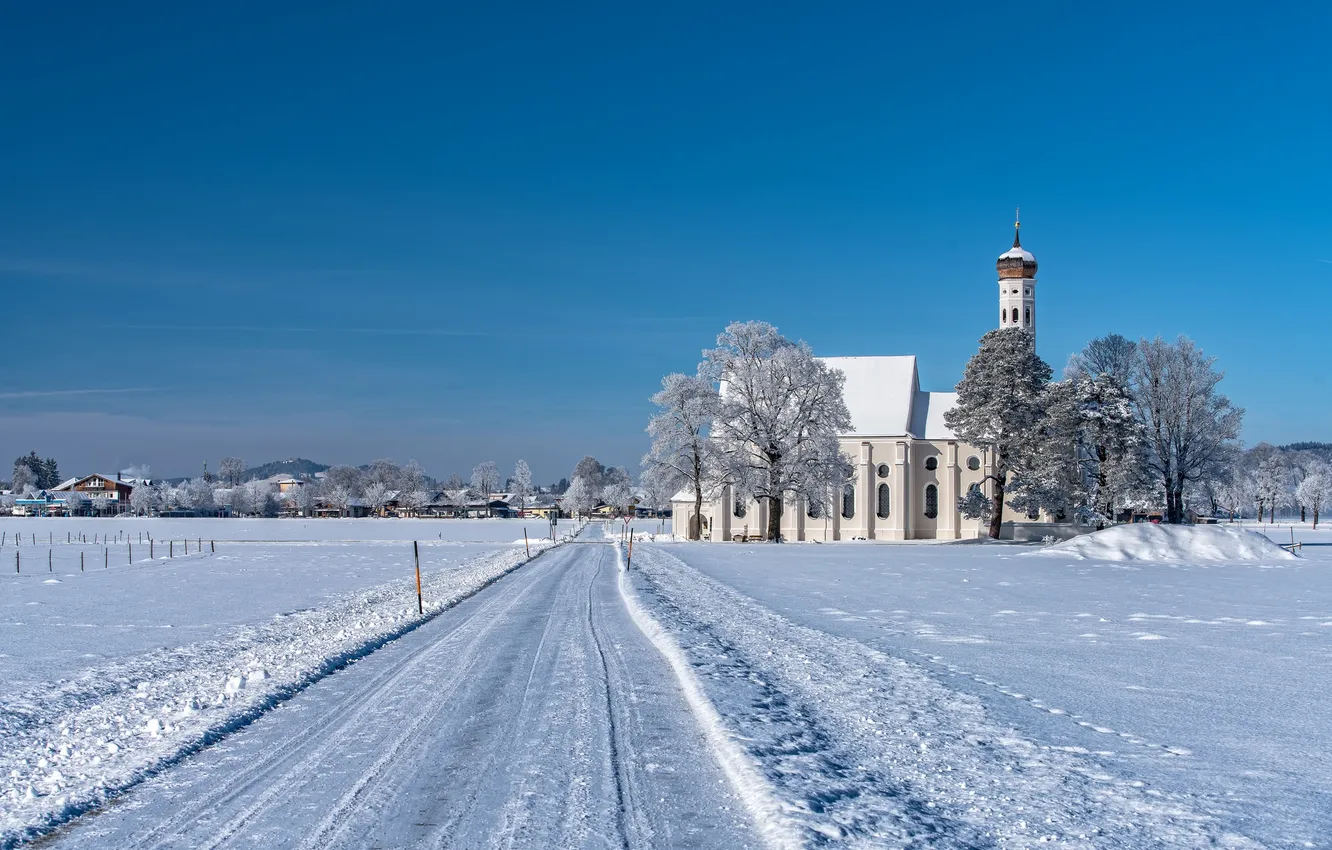 Фото обои зима, дорога, снег, деревья, горы, дома, Германия, Бавария