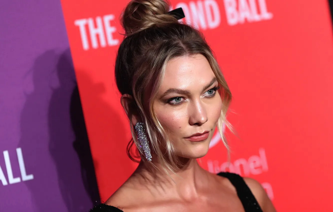Фото обои взгляд, модель, прическа, фотосессия, model, hair, look, Karlie Kloss