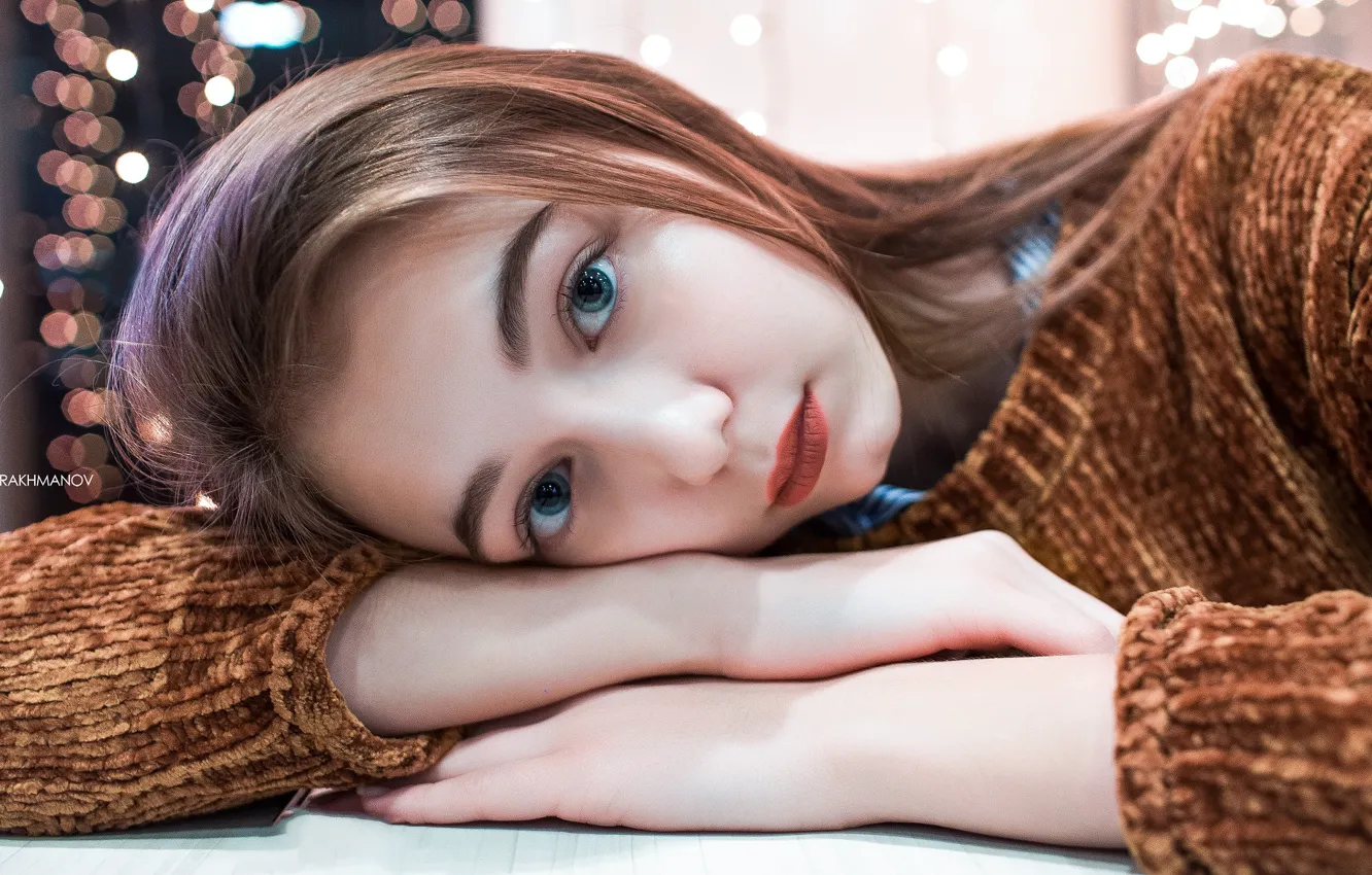 Фото обои girl, long hair, brown hair, photo, photographer, blue eyes, model, beauty, bokeh, lips, face, brunette, …