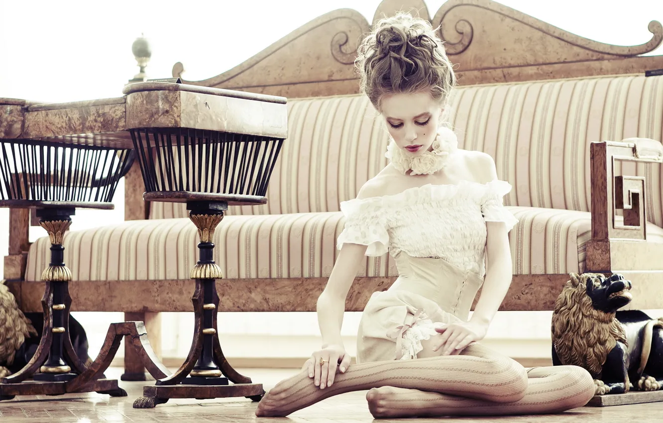 Фото обои девушка, поза, фон