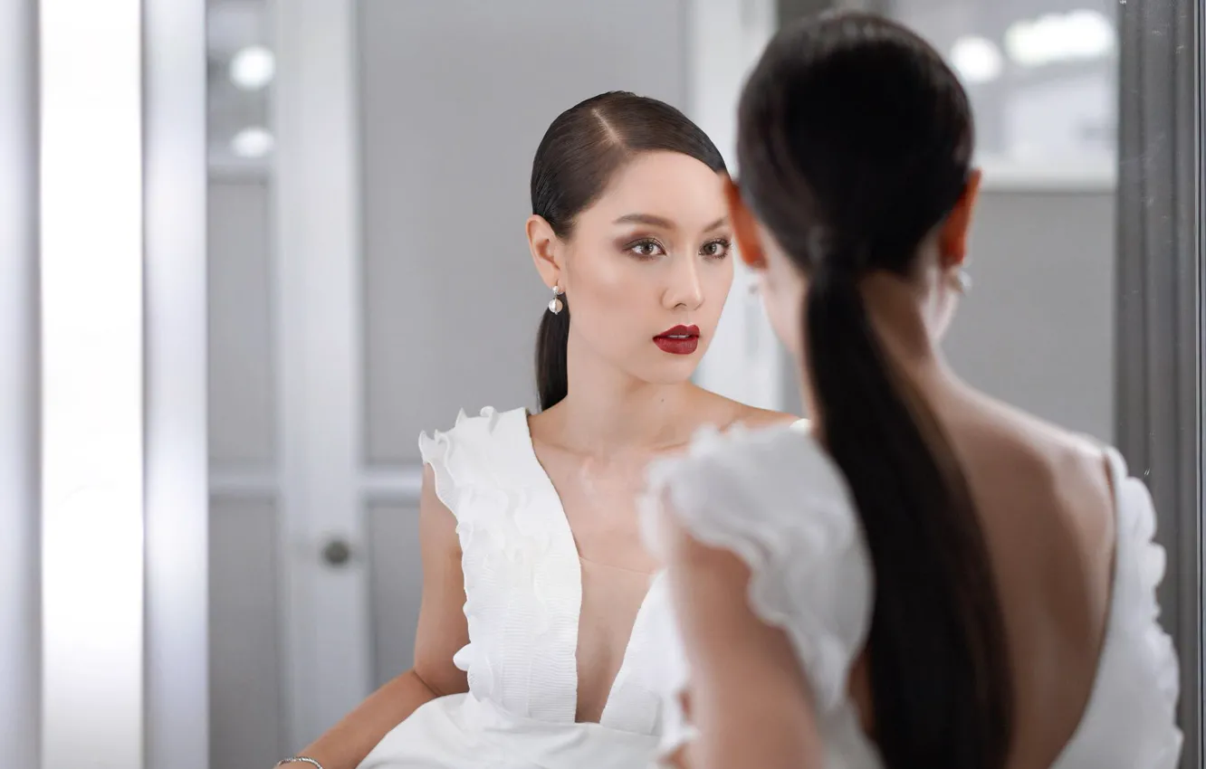 Фото обои Girl, Asian, Woman, Lady, Mirror, Lips, Hair, Dress