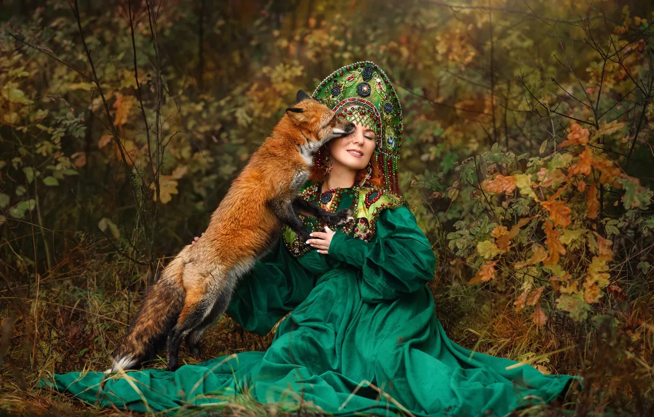 Фото обои осень, лес, девушка, природа, поза, стиль, лиса, костюм