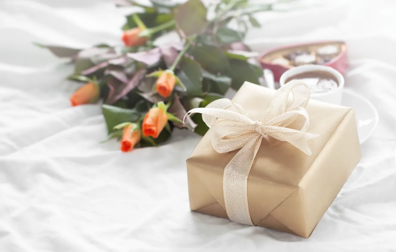 Фото обои розы, конфеты, love, heart, romantic, chocolate, gift, roses