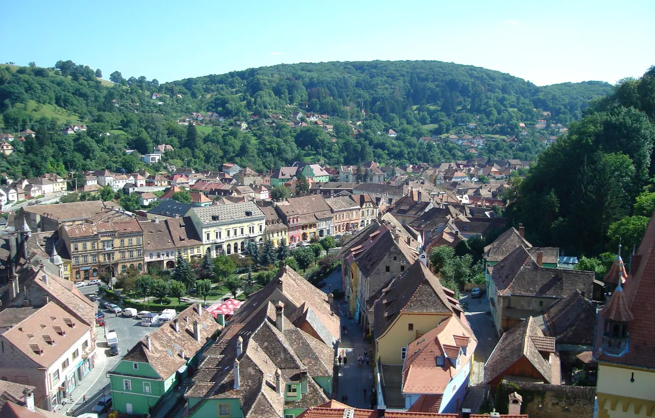 Фото обои небо, горы, город, дома, долина