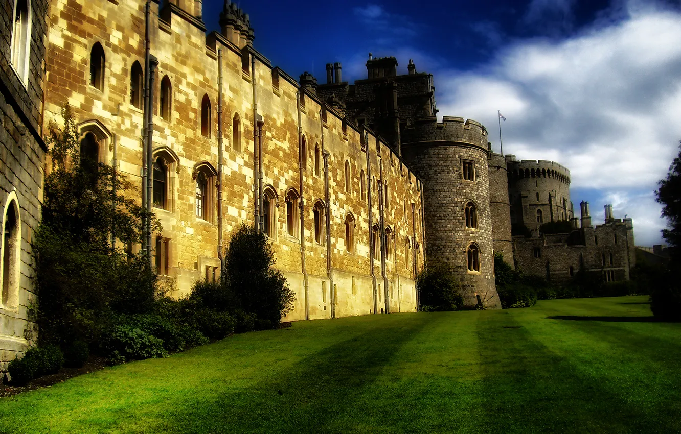 Фото обои трава, облака, деревья, замок, газон, Англия, England, Windsor Castle