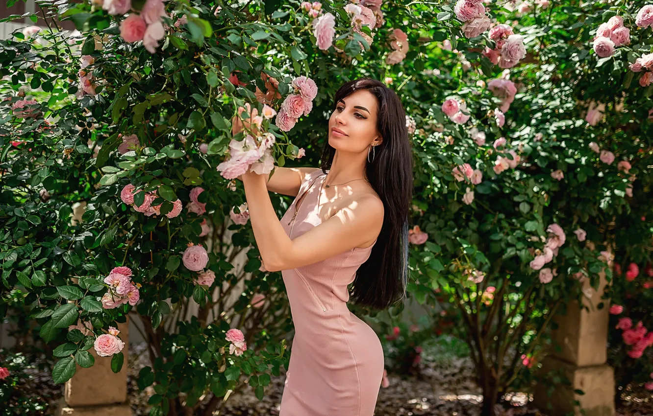 Фото обои dress, trees, brunette, Георгий Дьяков