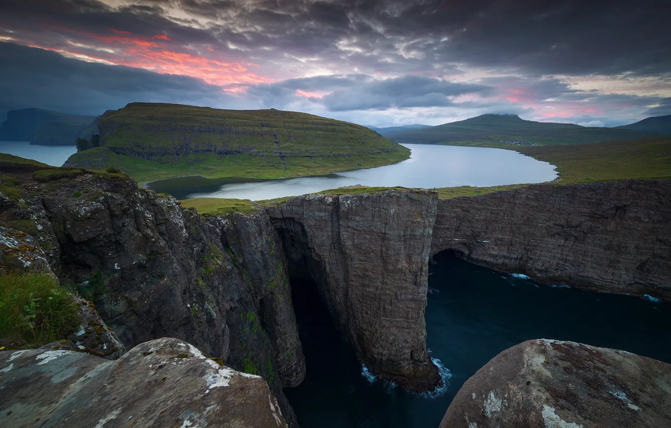 Фото обои пейзаж, природа, озеро, океан, скалы, остров, Дания, Фарерские острова