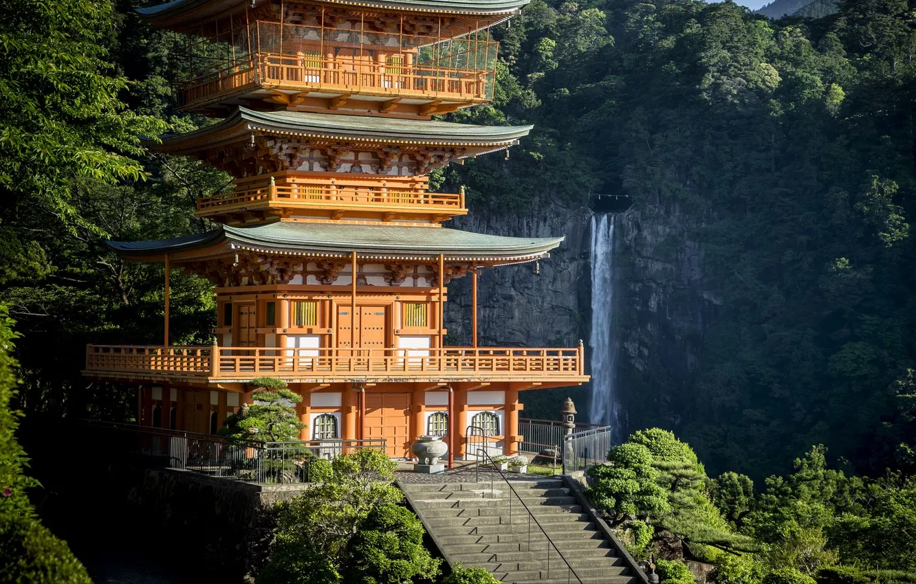Фото обои водопад, лестница, пагода, Japan, Seigantoji Pagoda