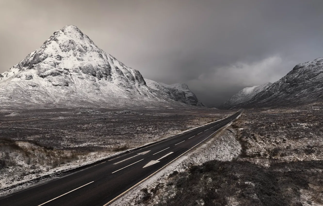 Фото обои Winter, Scotland, Mountains, Road, Two way ticket