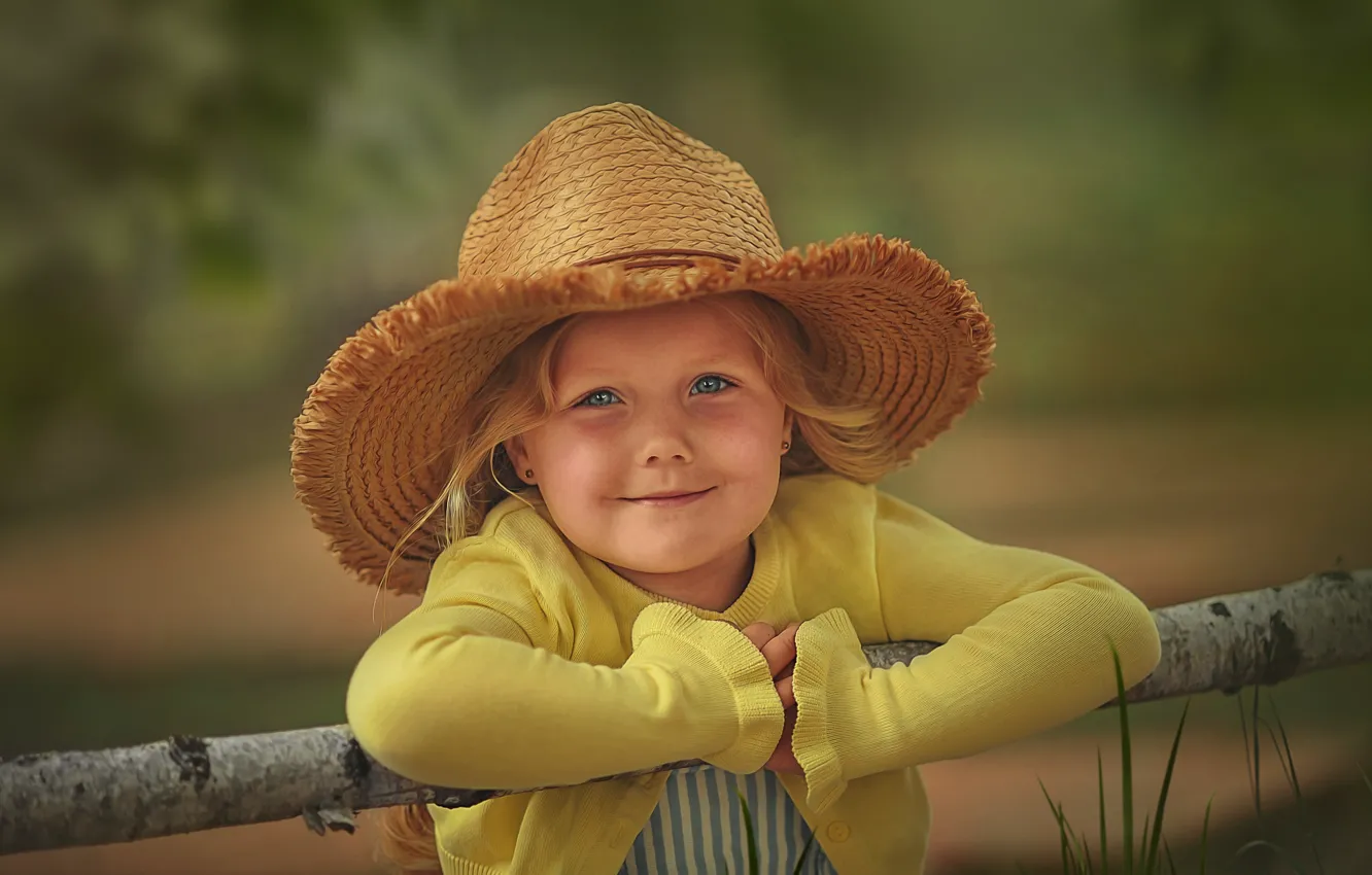 Фото обои улыбка, шляпа, девочка, кофточка, малышка, ребёнок, Ксения Лысенкова