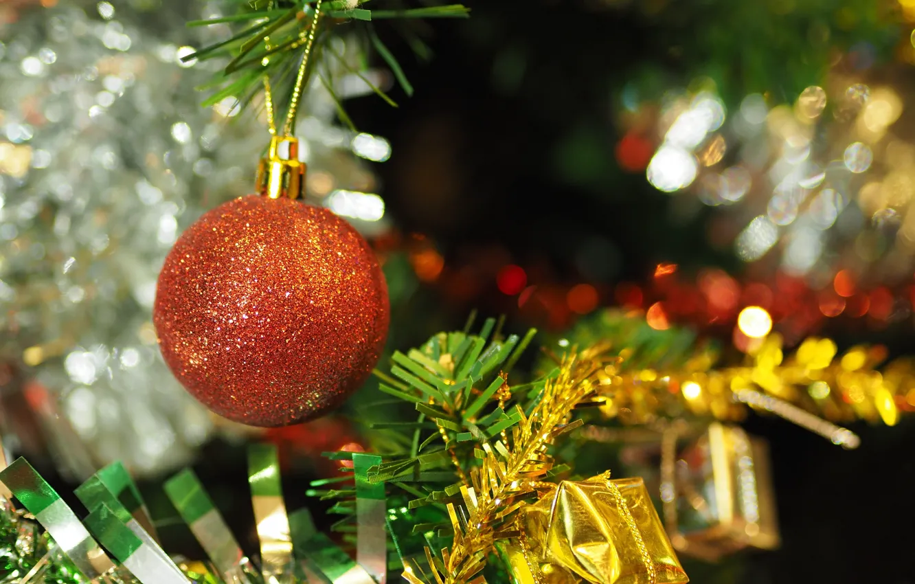 Фото обои украшения, праздник, игрушка, новый год, шар, ёлка, мишура