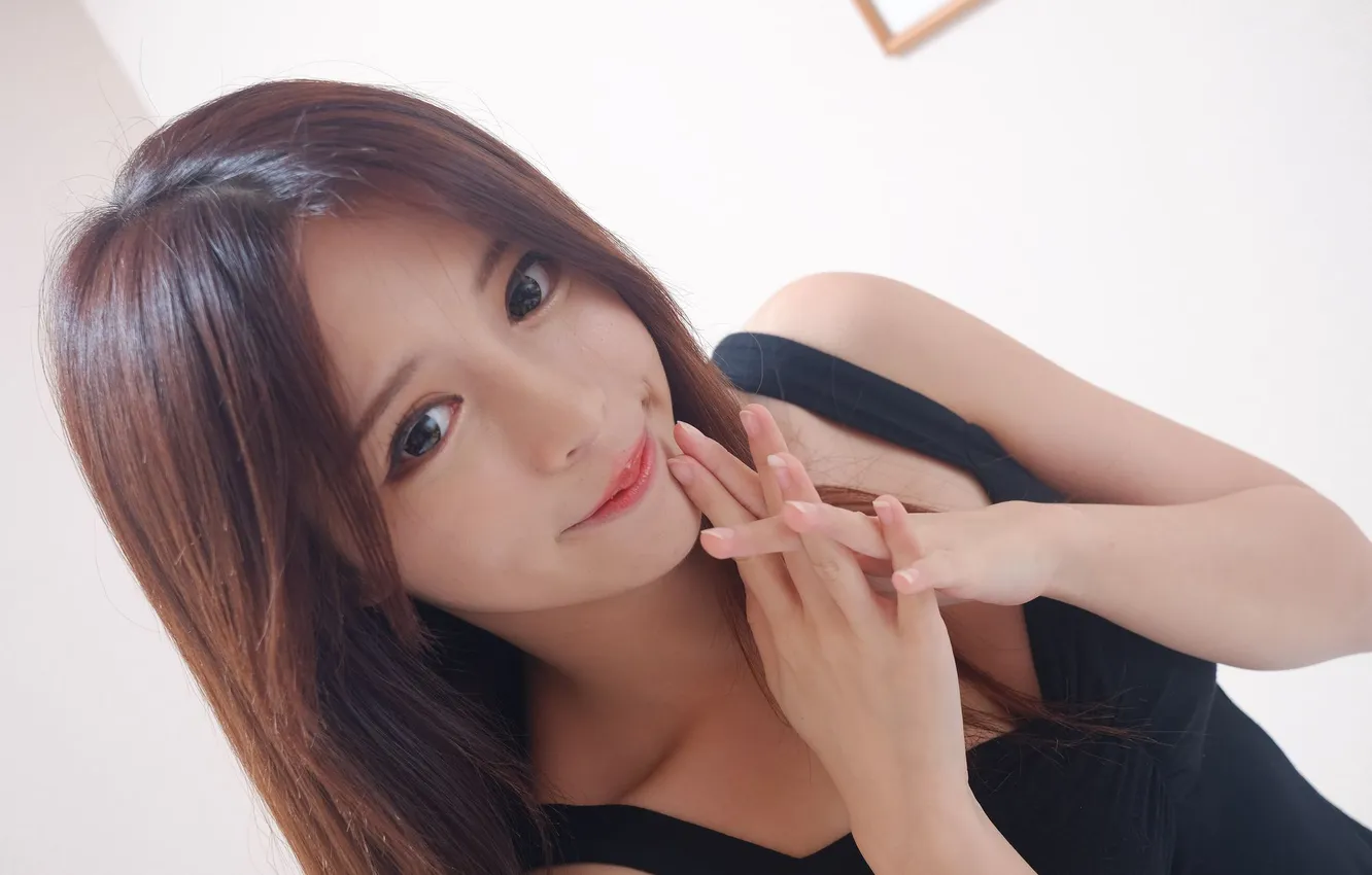 Фото обои улыбка, декольте, азиатка, черное платье, милашка, asian, cutie, asian girls