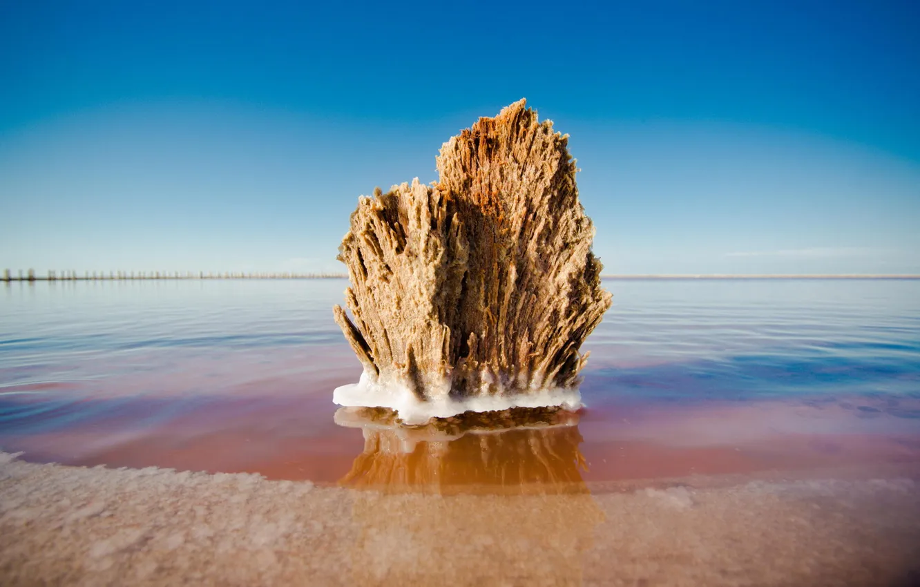 Фото обои вода, озеро, камень, соленое озеро