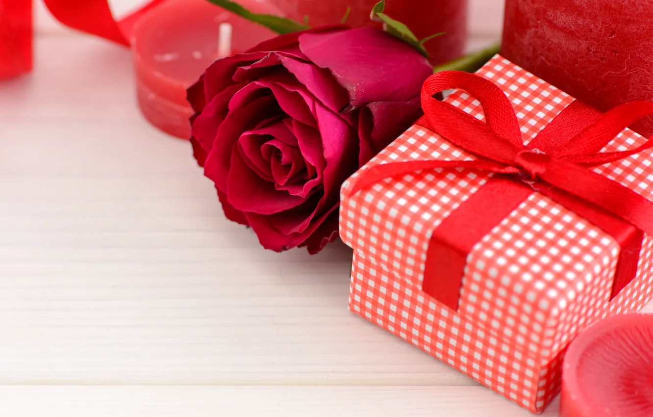Фото обои любовь, подарок, розы, свечи, красные, red, love, flowers
