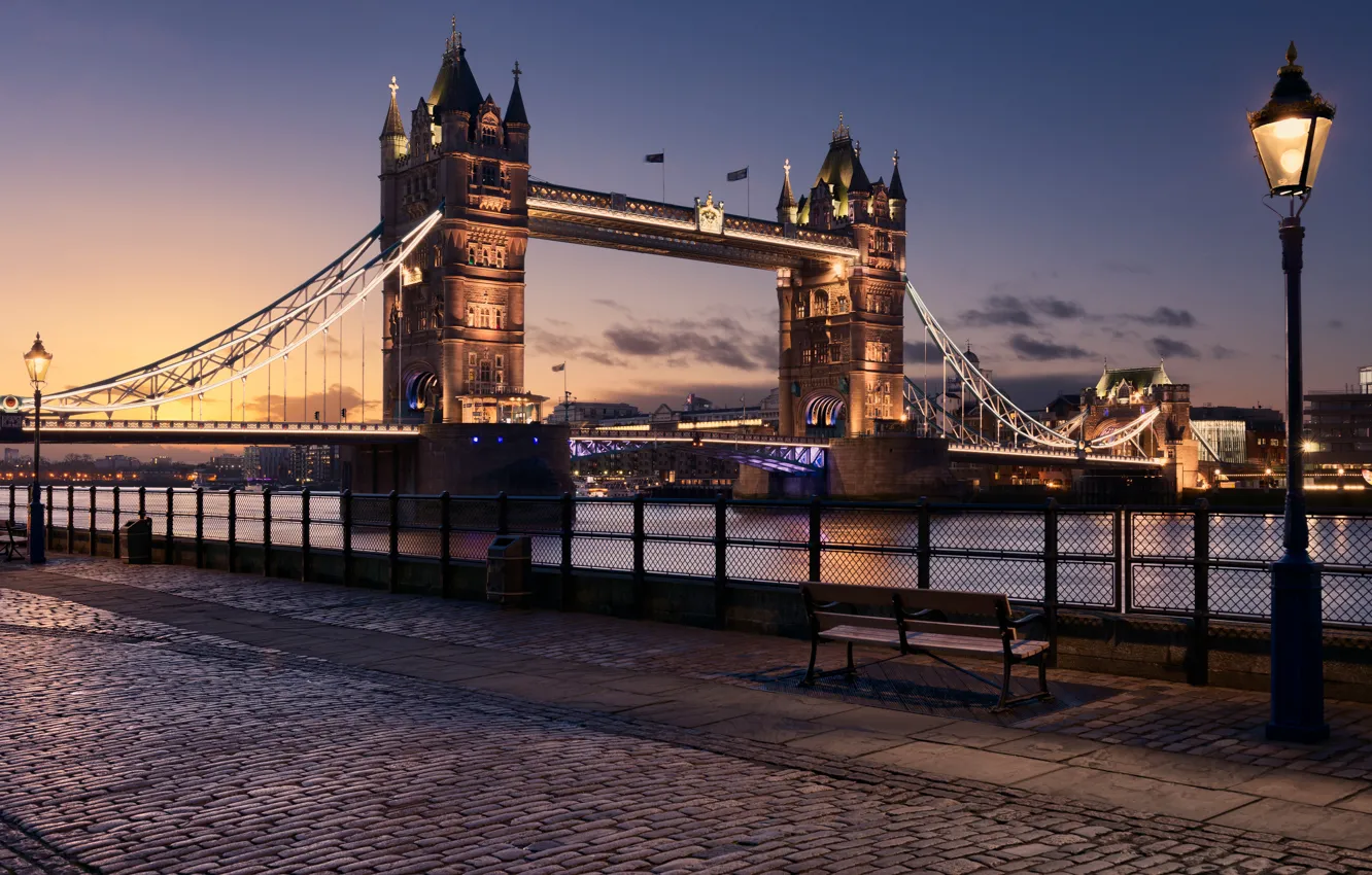 Фото обои город, река, Англия, Лондон, вечер, освещение, фонари, Великобритания