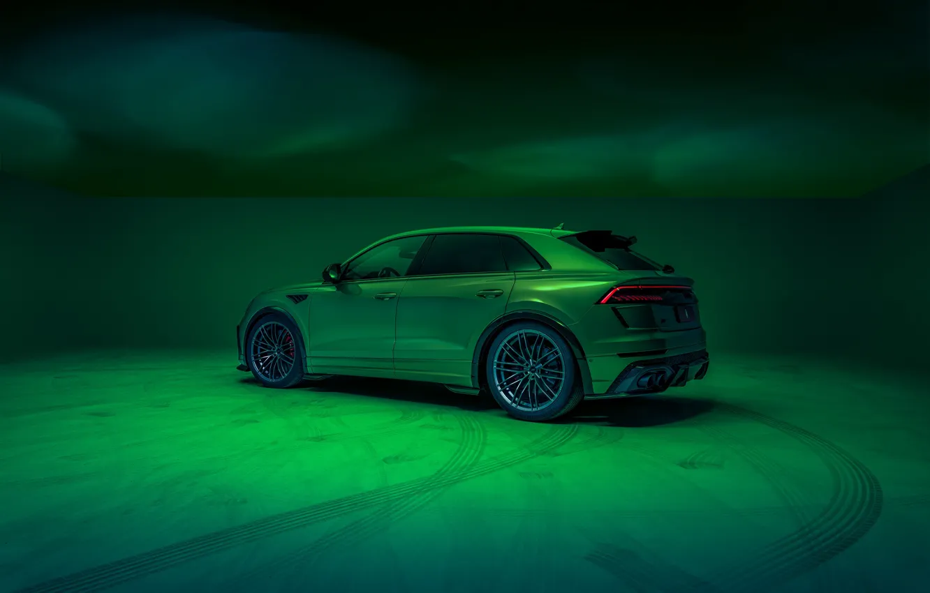 Фото обои Audi, сзади, зелёный, тюнинг ателье, ABT, обвес, Кроссовер, RSQ8-R