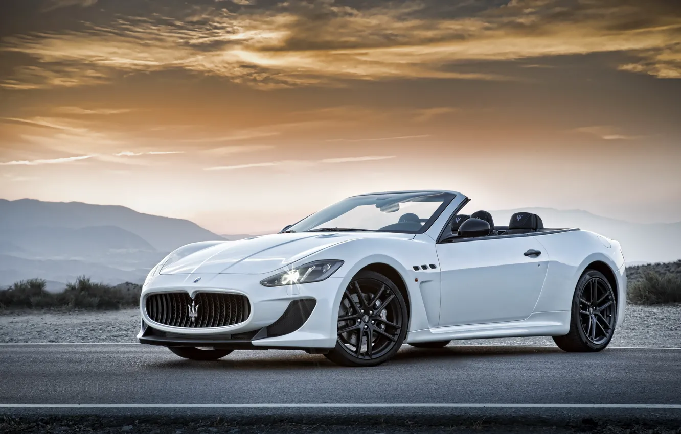 Фото обои Maserati, Дорога, Белый, Машина, Кабриолет, Мазерати, Car, Автомобиль