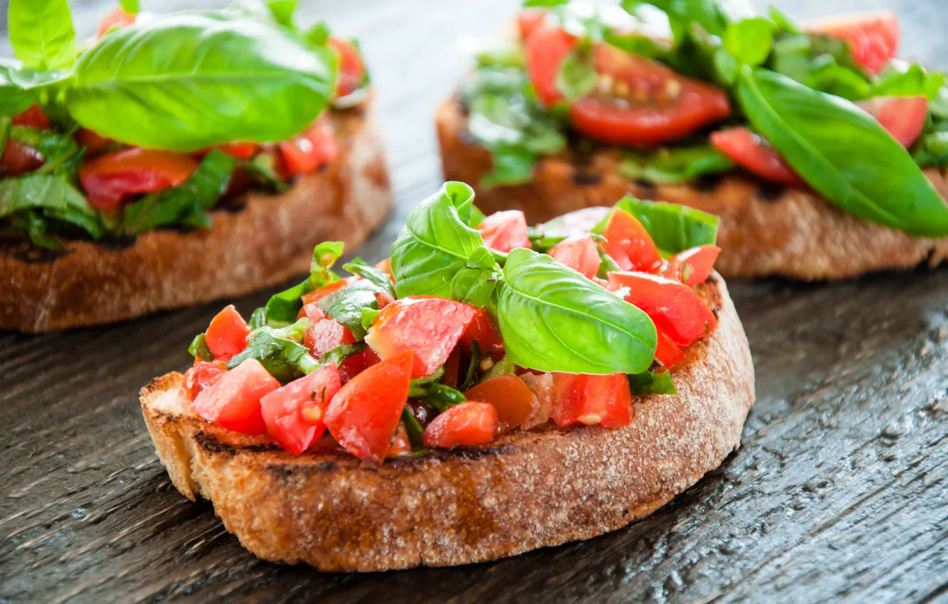 Фото обои хлеб, помидоры, бутерброды, базилик, bruschetta