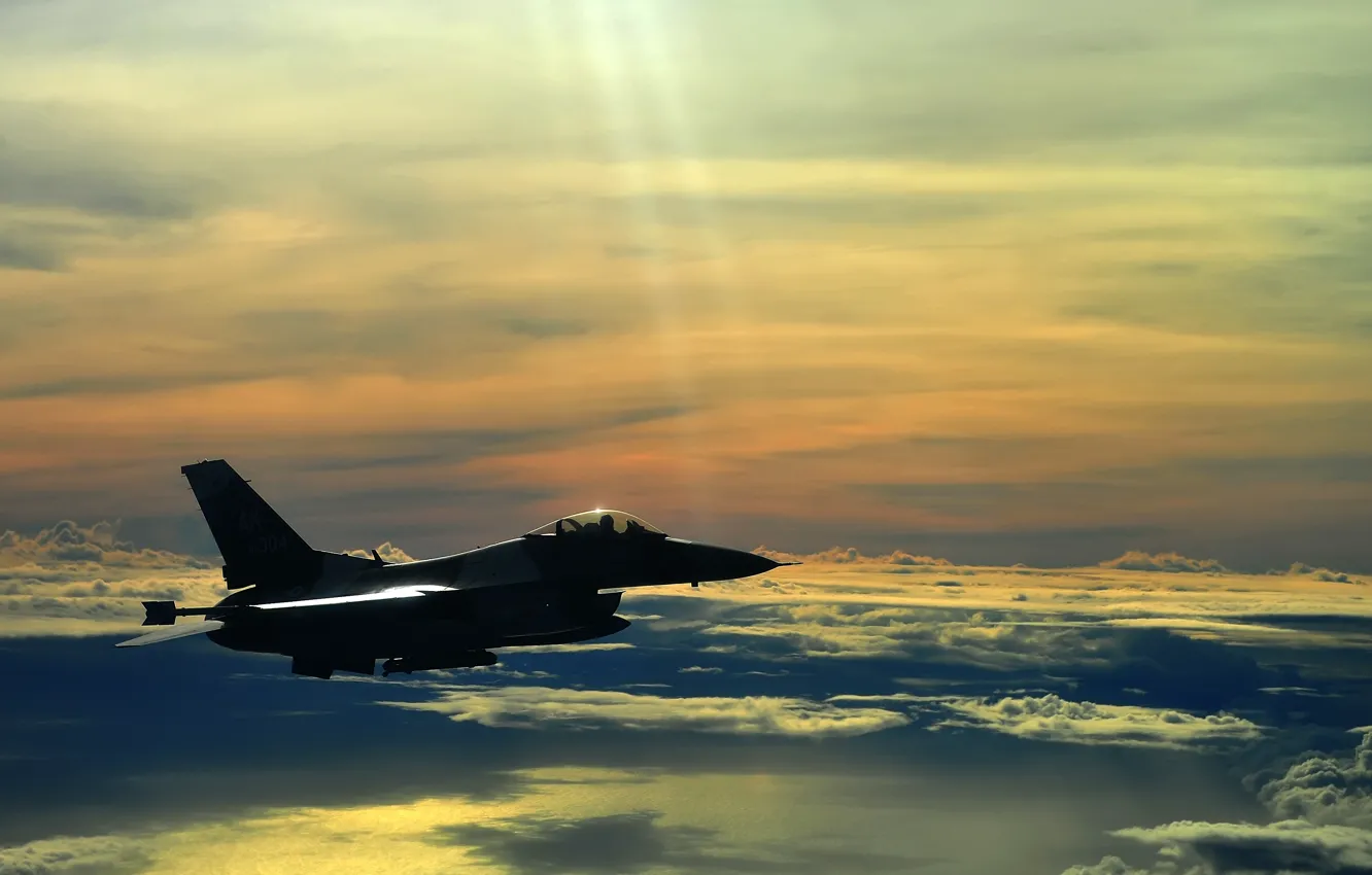 Фото обои небо, облака, истребитель, f 16, falcon, фалькон