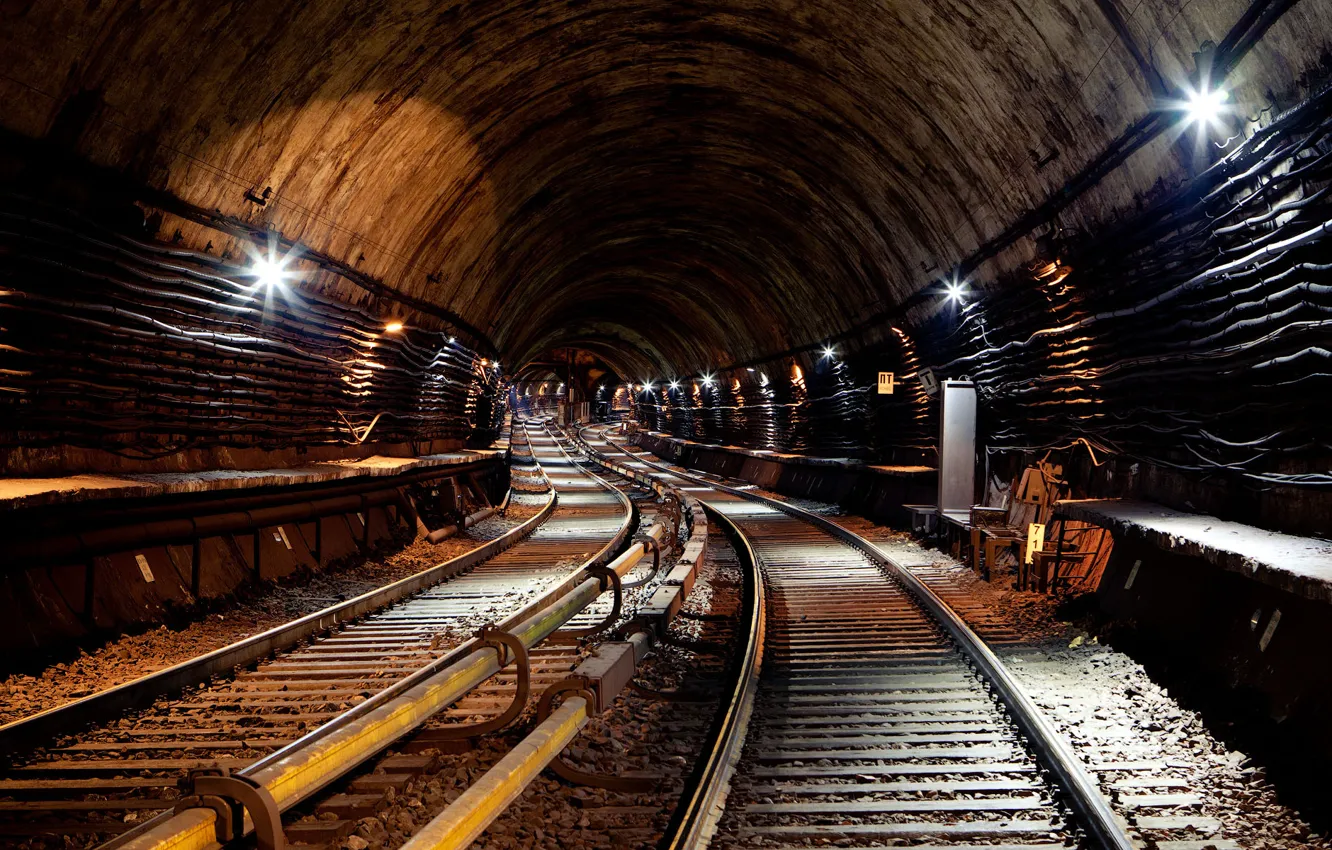 Фото обои метро, рельсы, туннель, электричество