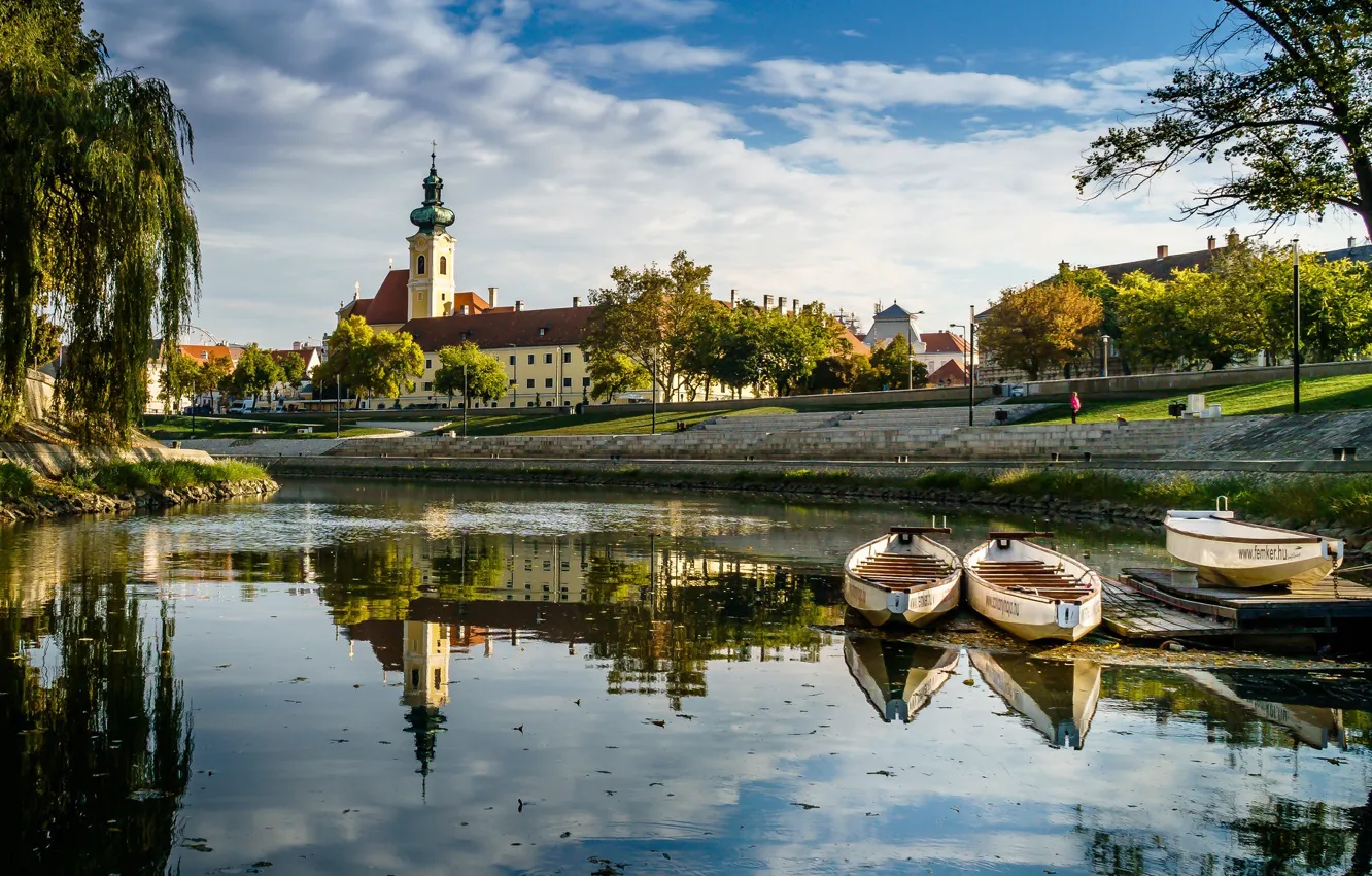 Фото обои пейзаж, природа, пруд, растительность, лодки, церковь