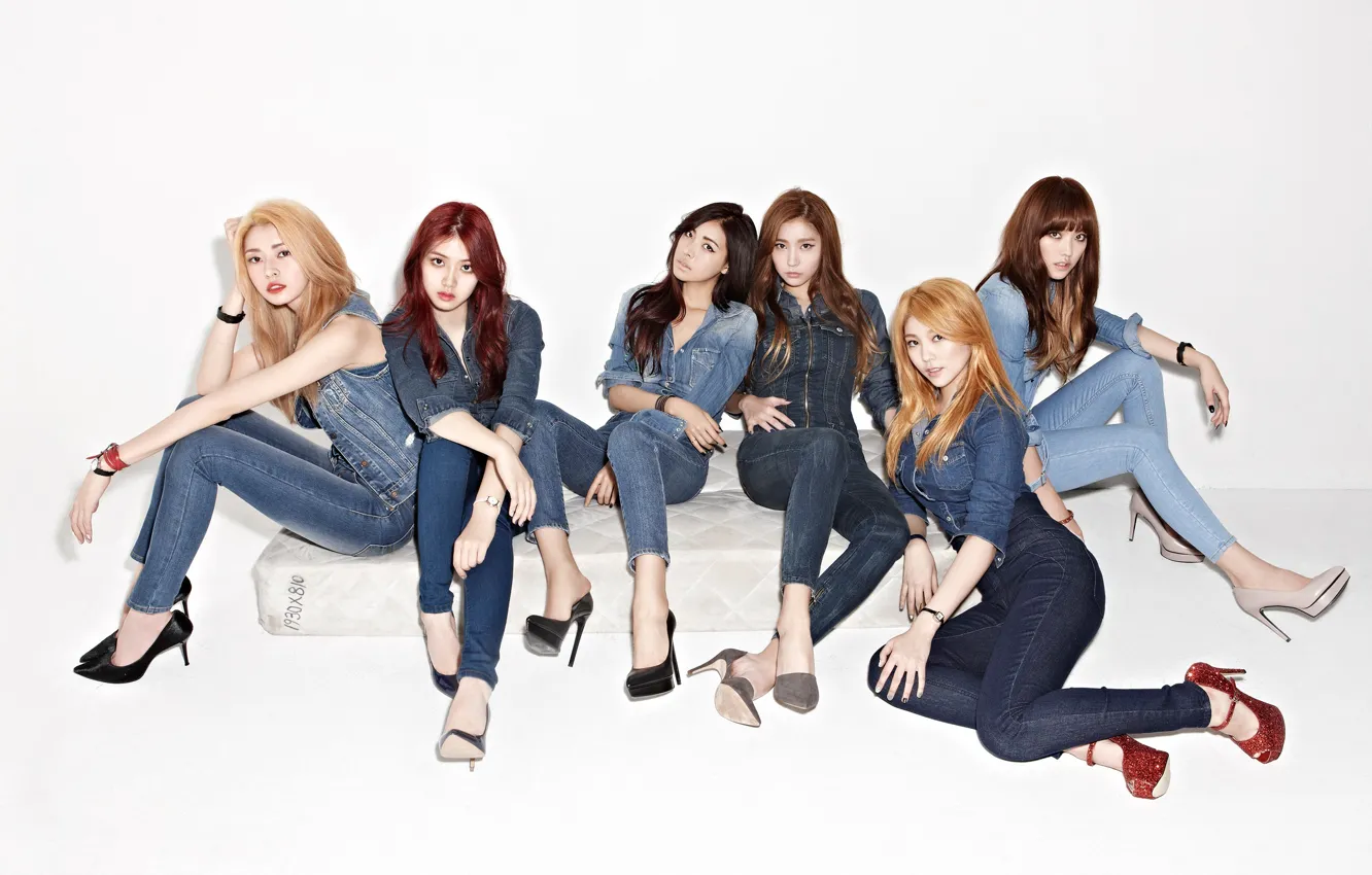 Фото обои девушка, музыка, азиатка, legs, girls, body, южная корея, k-pop