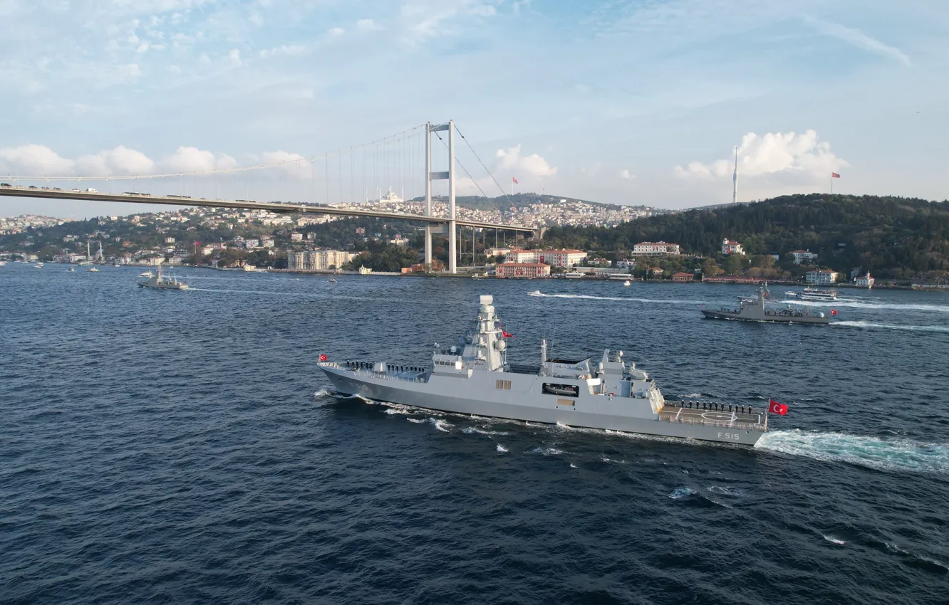 Фото обои bosphorus bridge, TCG İSTANBUL, Turkish Naval Forces, MİLGEM